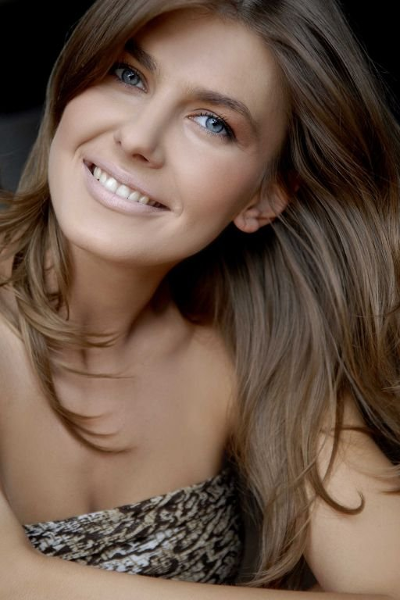 Miss BCBG Kinga